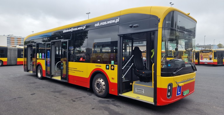 Pierwszy elektryczny autobus szkoleniowy
